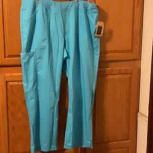 NWT Cherokee workwear revolution scrub pants size 2 XL petite